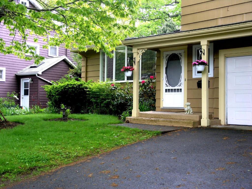 At Robie'S End B & B Halifax Exterior photo